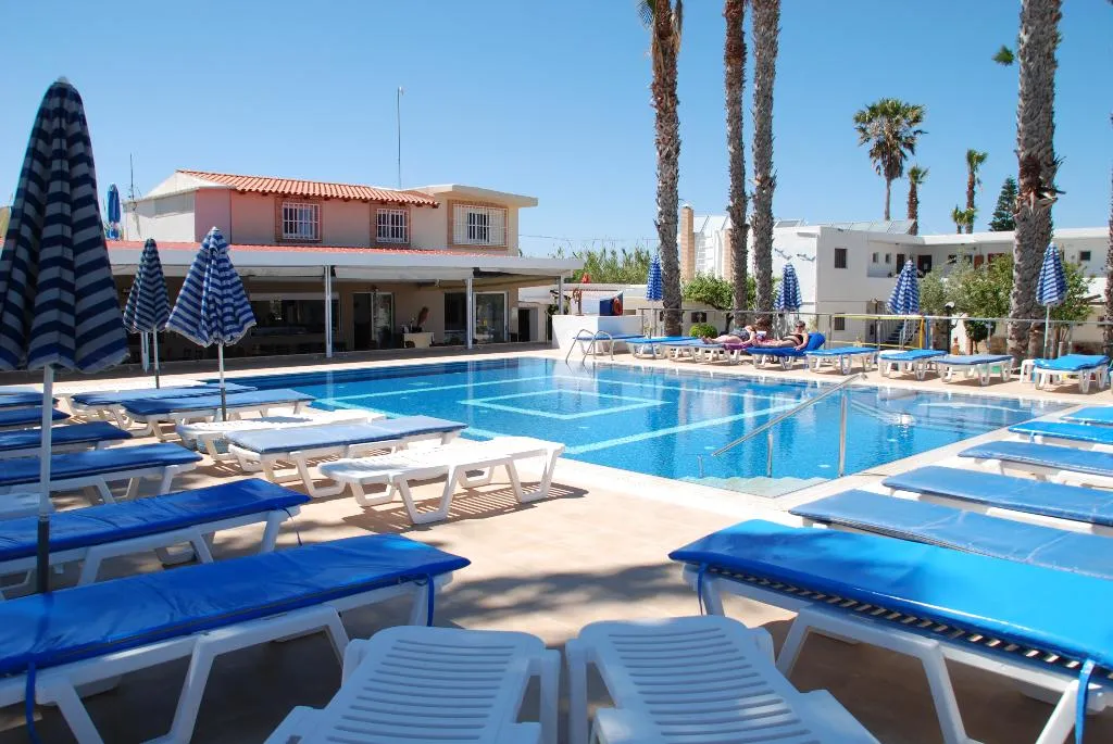 Pool, Captain Pavlos, Kos