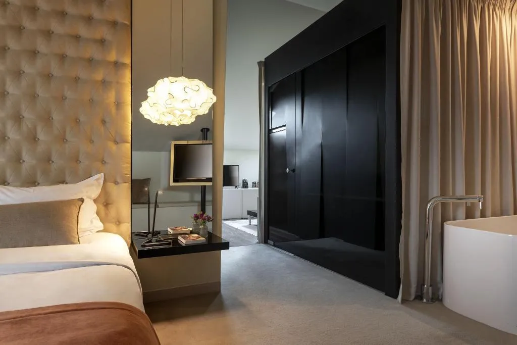SUITE KING SIZE BED Room, 9 Hotel Mercy, Lisbon