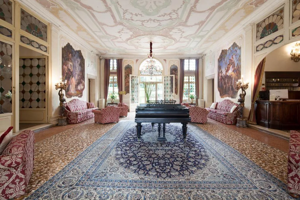 Lobby, Villa Condulmer, Venice