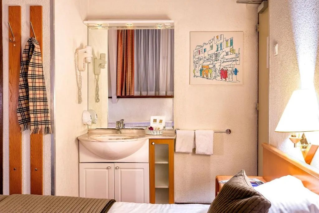 Room, Owl Hotel, Amsterdam