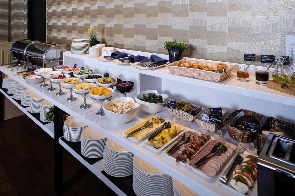 Restaurant, Hotel Opera, Riga