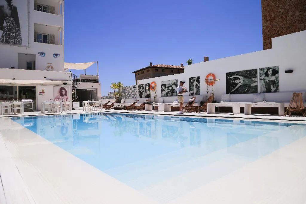 Pool, Hotel Zhero-Palma, Majorca