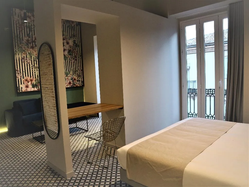 FAMILY ROOM STANDARD Room, You&Co. Quart Boutique, Valencia