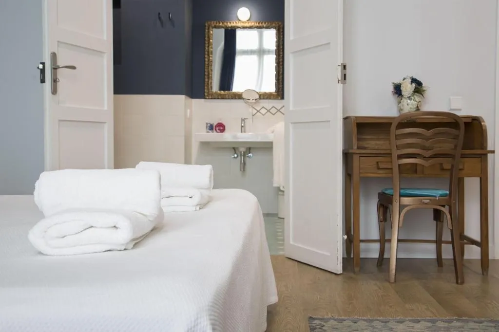 Room, L'Esplai Valencia, Valencia