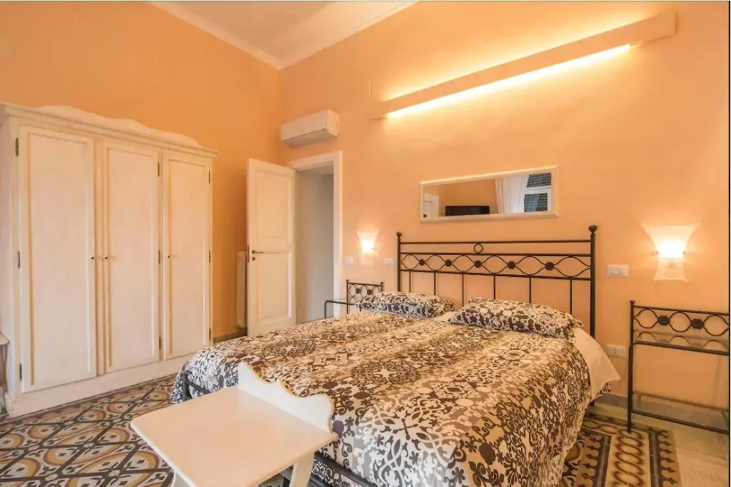 Room, Villa Verde Sul Mare, Naples