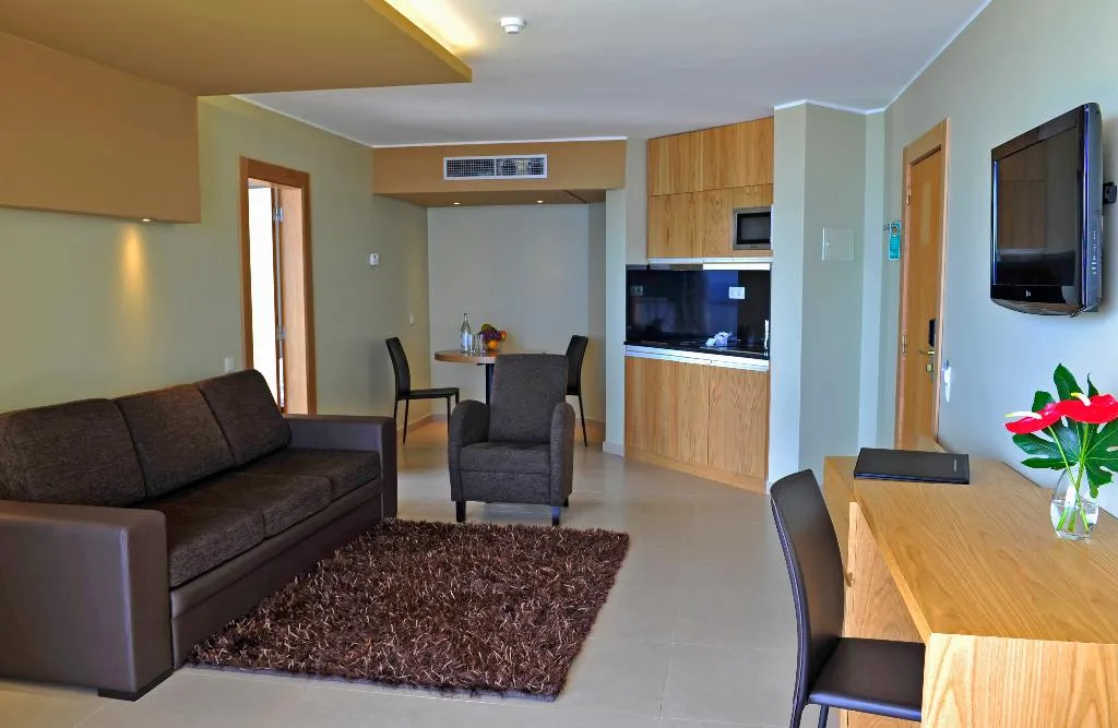 FAMILY ROOM CAPACITY 2 Room, The Views Oasis, Madeira