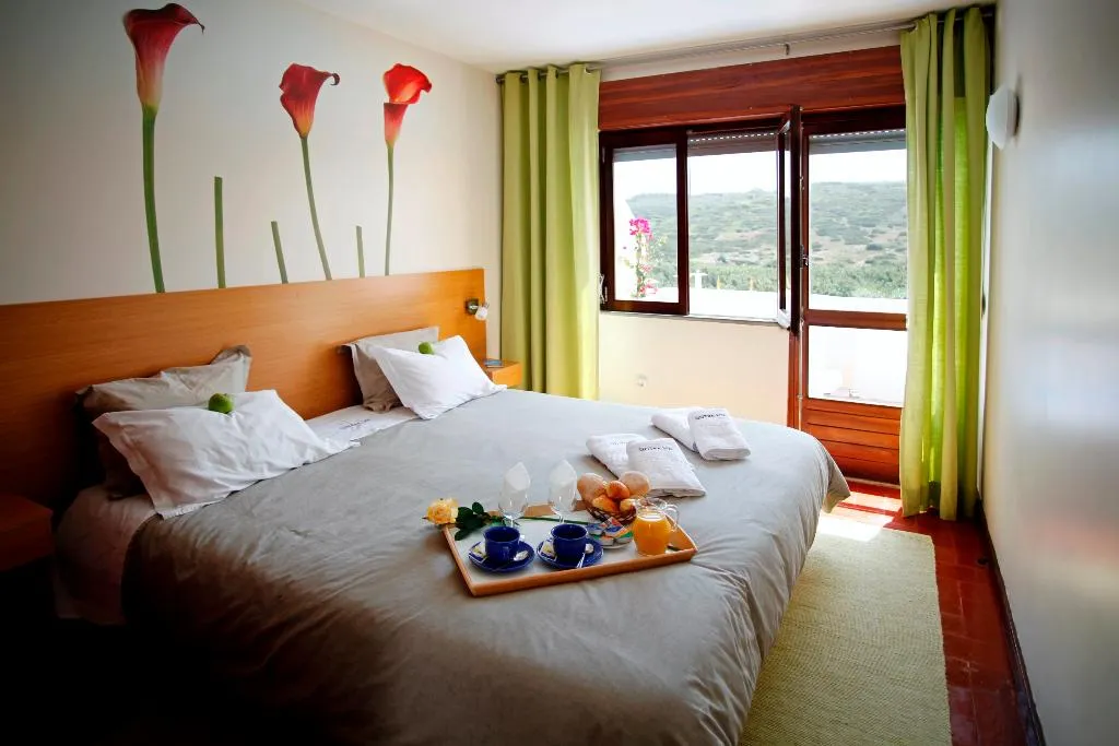 APARTMENT CAPACITY 4 TWO BEDROOMS Room, Sintra Sol Apartamentos Turisticos, Lisbon