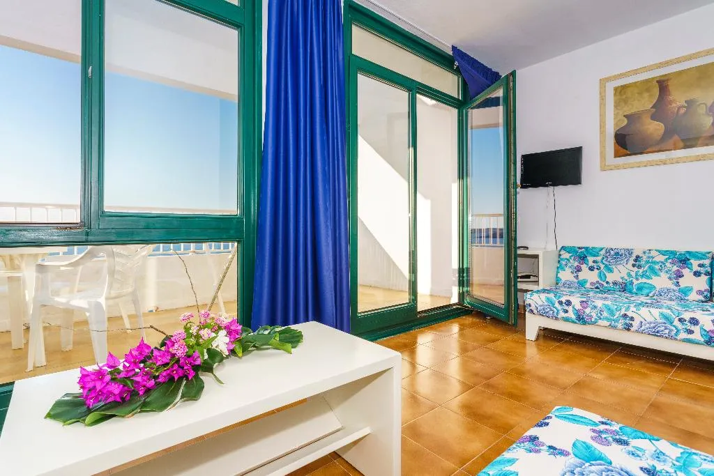 APARTMENT POOL VIEW ONE BEDROOM Room, Beach Club, Menorca