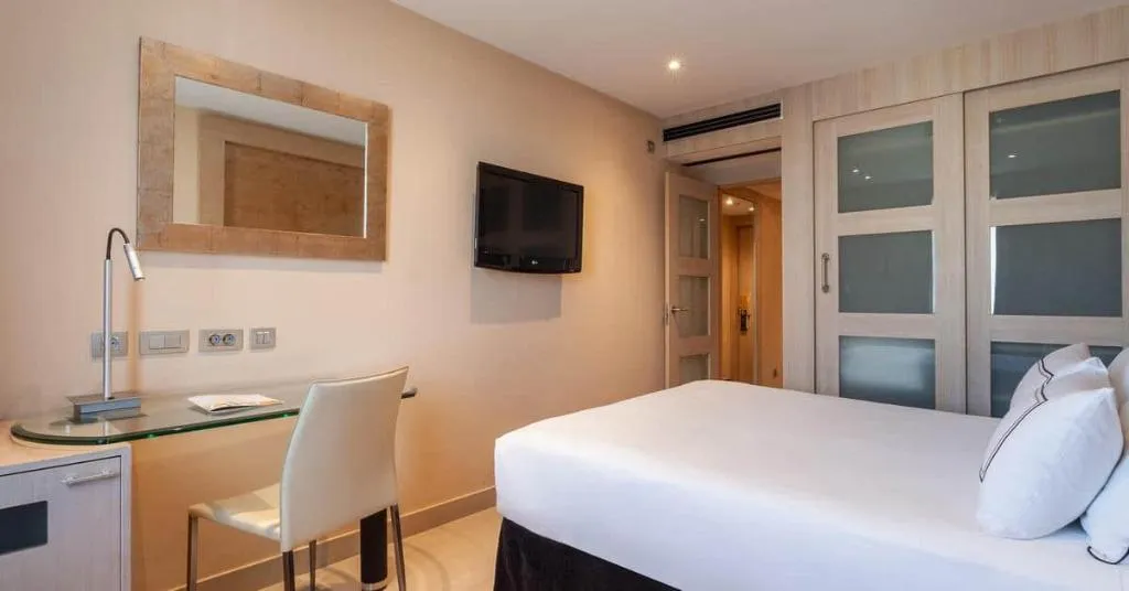 Room, Melia Sevilla, Seville