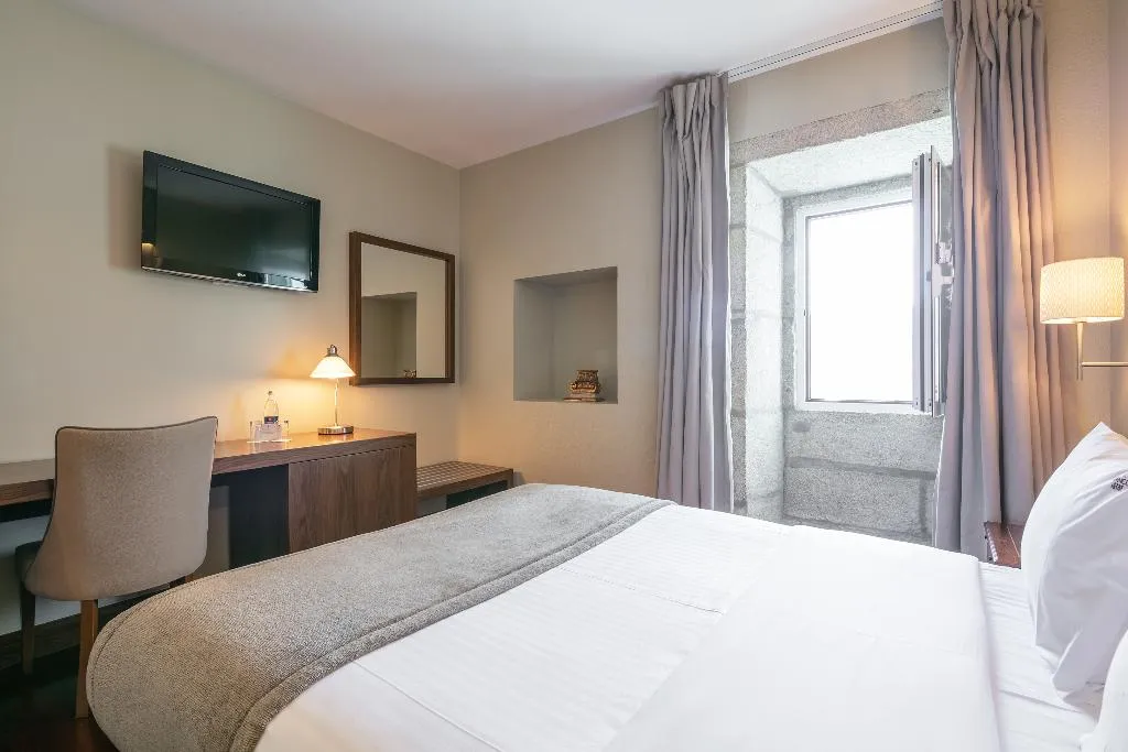DOUBLE STANDARD Room, Forte Sao Francisco Hotel, Porto
