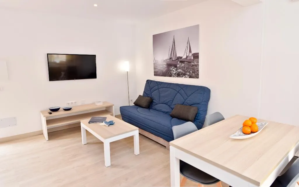 APARTMENT ONE BEDROOM ONE BATHROOM Room, Maribel, Menorca