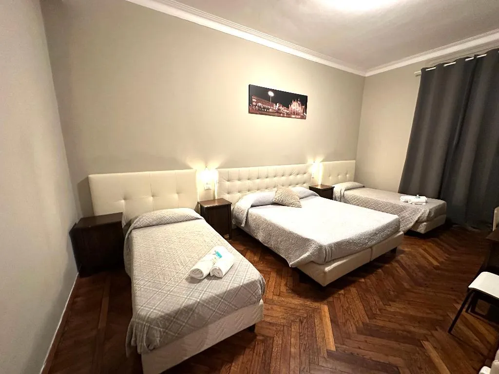 TRIPLE STANDARD Room, Hotel Carlo Goldoni, Milan
