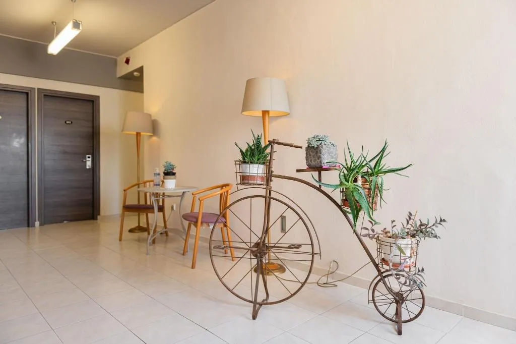 Lobby, Diros Hotel, Athens