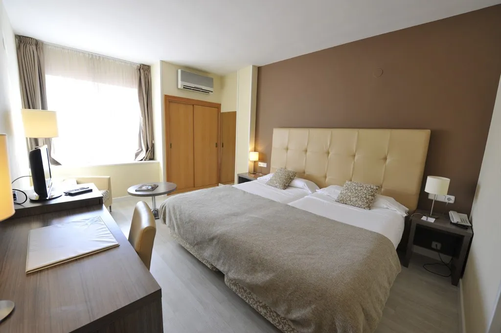 Room, Puerta De Segovia, Madrid