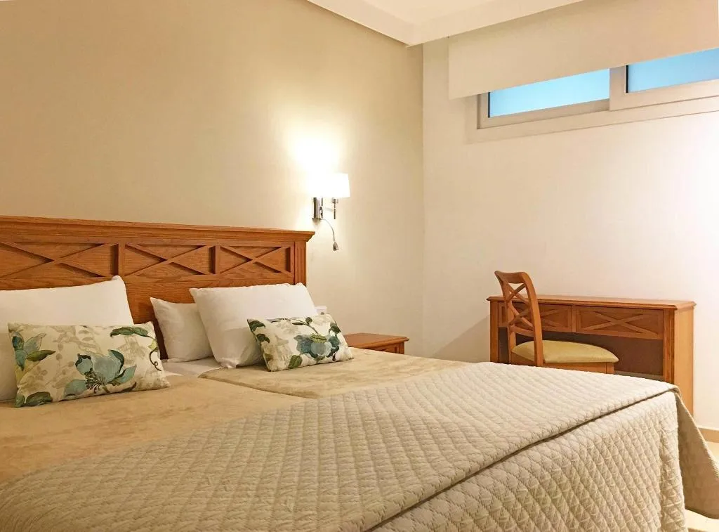 STUDIO TWO BEDS Room, Inturotel Sa Marina, Majorca