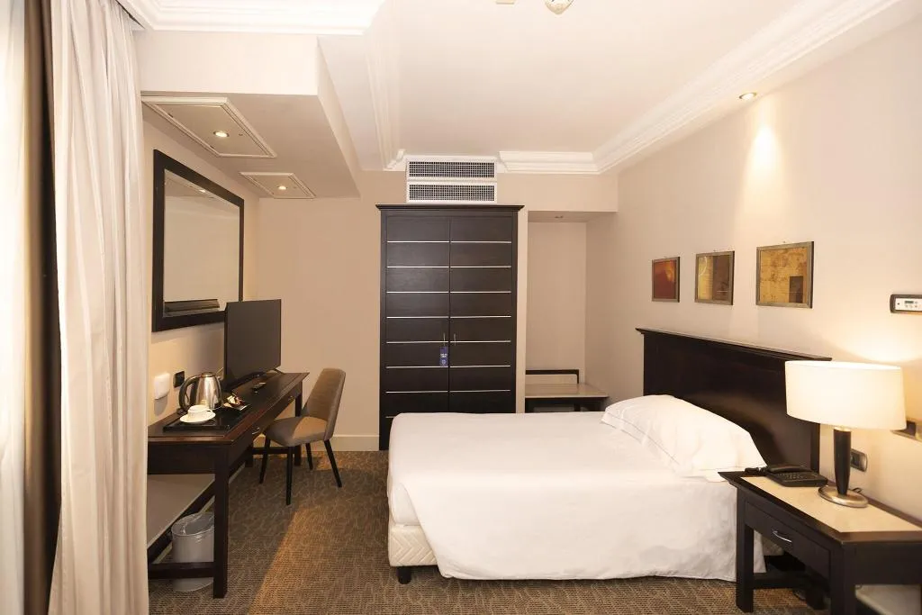 SINGLE BASIC Room, Regina Margherita, Cagliari