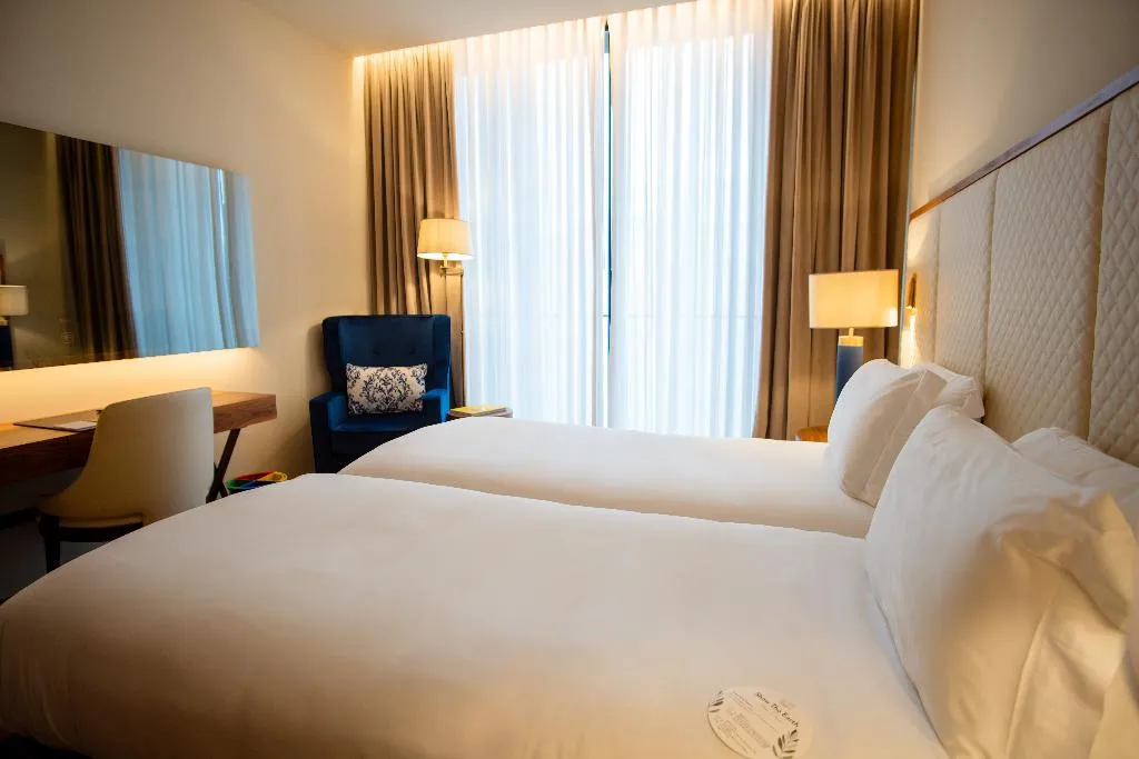 TWIN SUPERIOR WITH BALCONY Room, Boeira Garden Hotel Porto Gaia, Curio Collection, Porto
