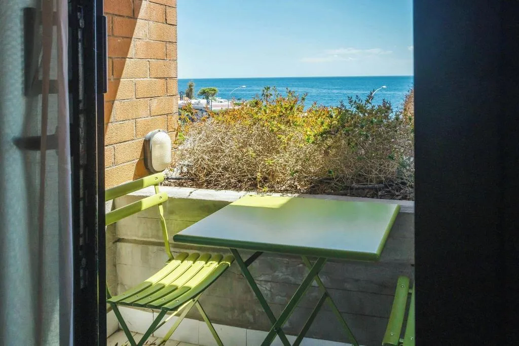 DOUBLE DELUXE SEA VIEW Room, Four Points by Sheraton Catania Hotel & Conference, Catania