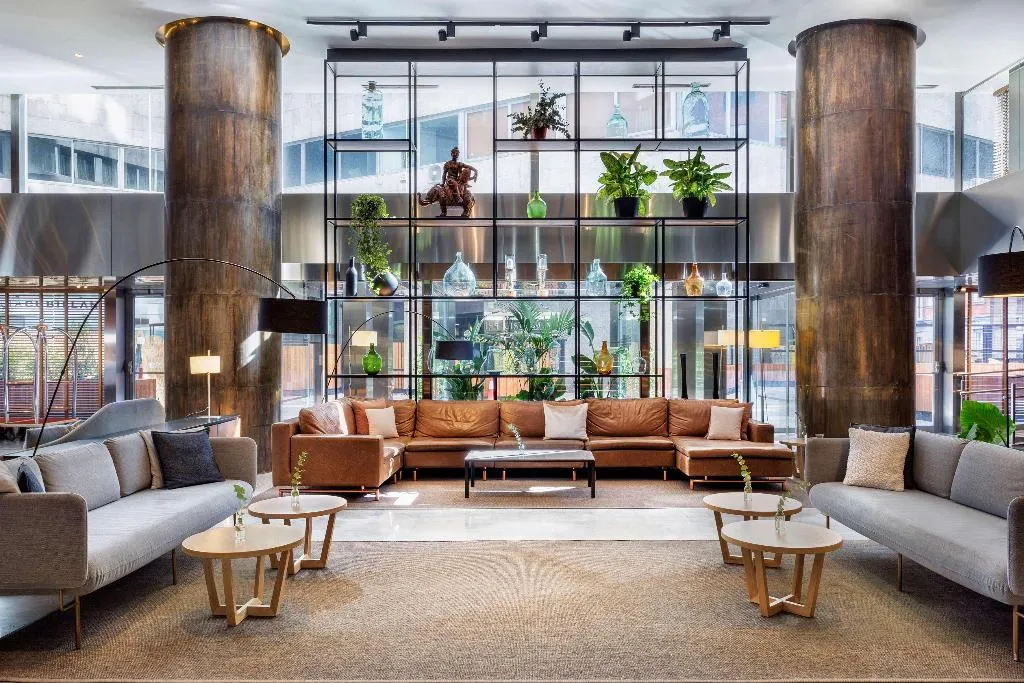 Lobby, Melia Madrid Princesa, Madrid