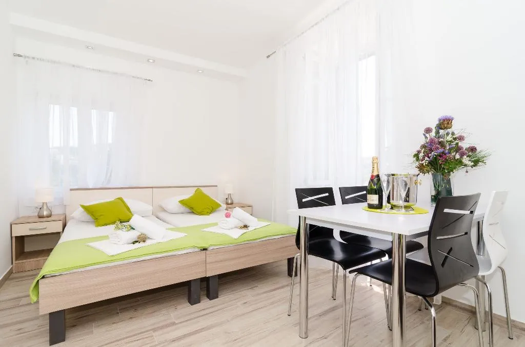 STUDIO SIDE SEA VIEW Room, Apartments  Gabrieri, Dubrovnik