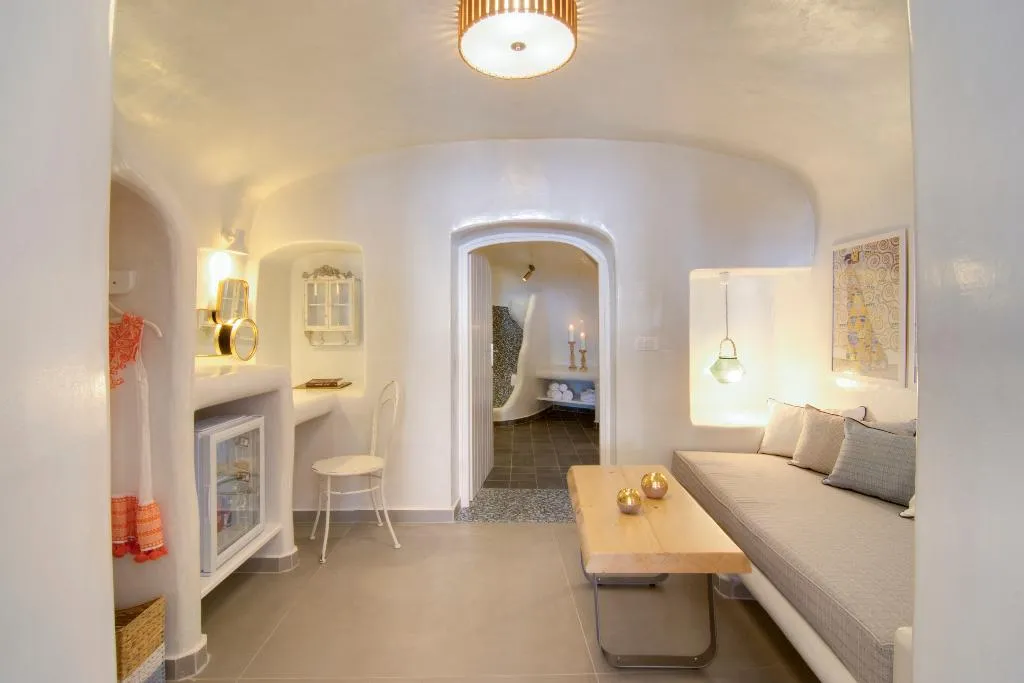 SUITE GRAND Room, Secret Legend Suites, Santorini