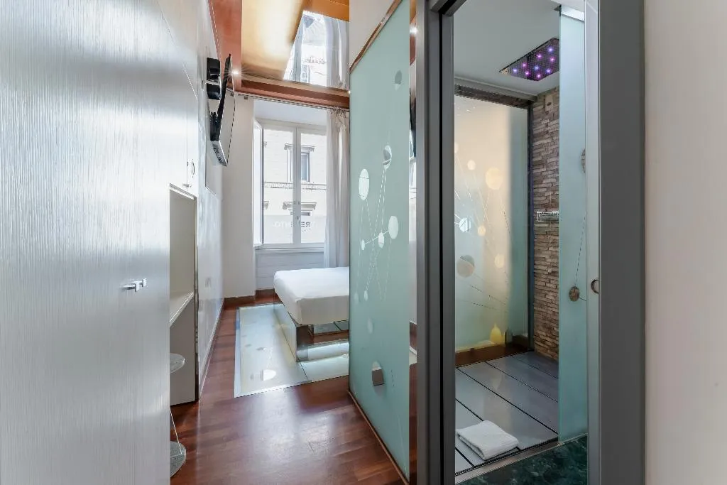 DOUBLE DELUXE Room, Hotel Trecento, Rome