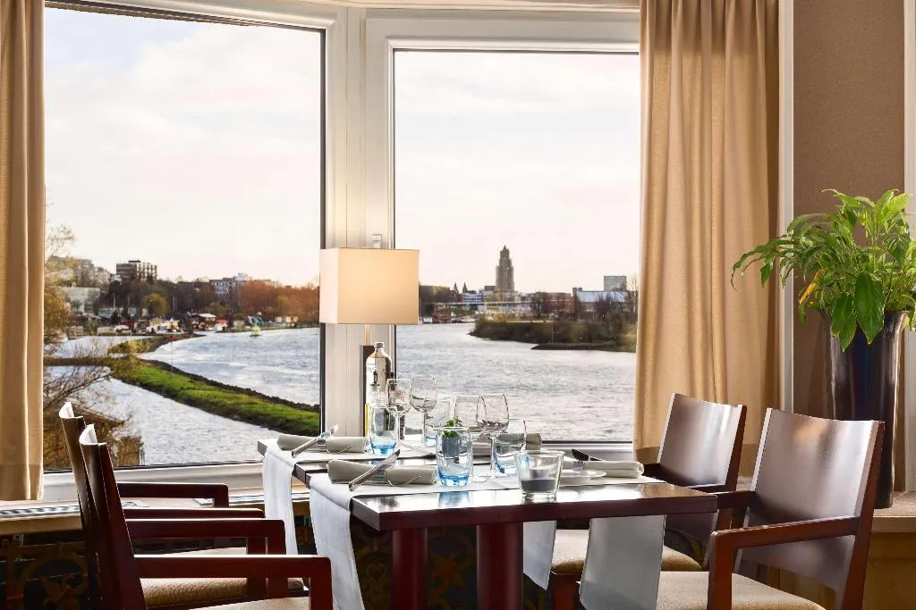 Restaurant, NH Arnhem Rijnhotel, Amsterdam