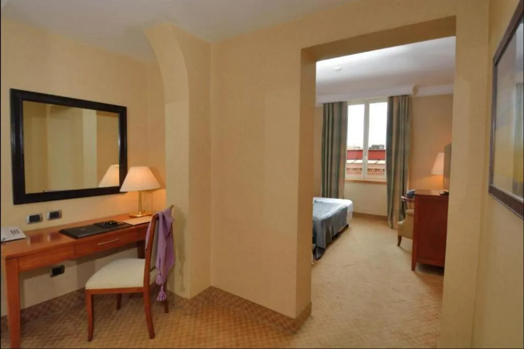 QUADRUPLE STANDARD Room, Hotel Lloyd Roma, Rome