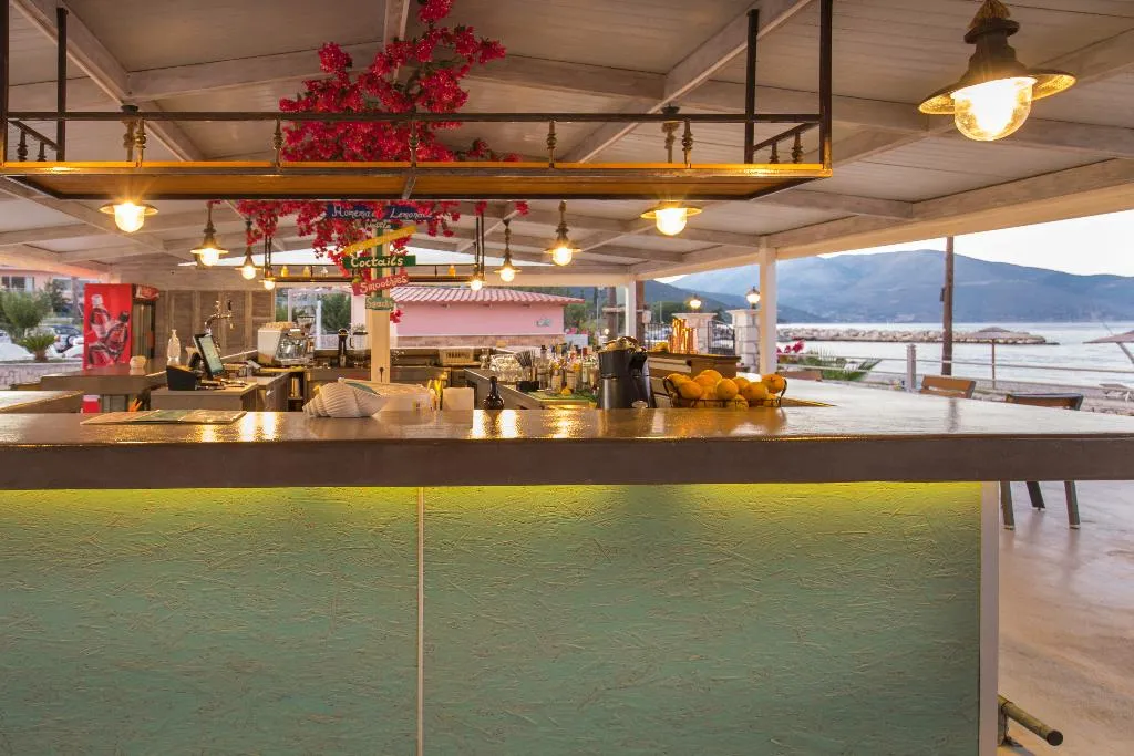 Bar, Sami Beach, Kefallinia