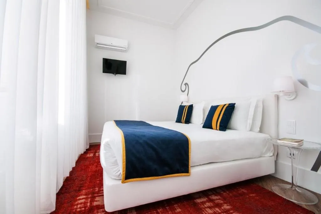 JUNIOR SUITE CAPACITY 1 Room, Exe Wellington, Porto
