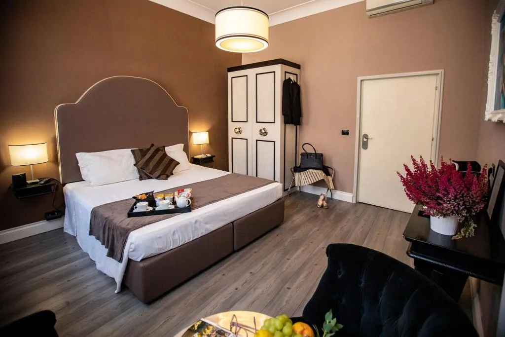 DOUBLE DELUXE QUEEN BED Room, Jb Relais, Rome