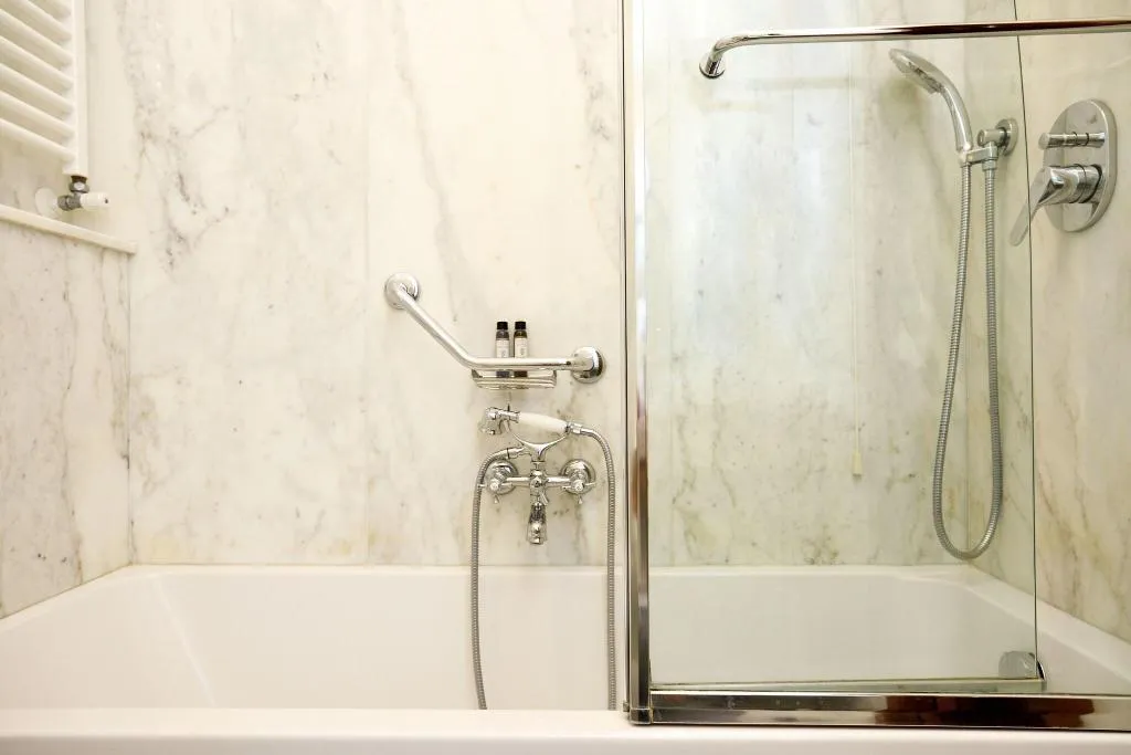 QUADRUPLE SUPERIOR WITH DOUBLE BED Room, Hotel Palazzo Guardati, Naples