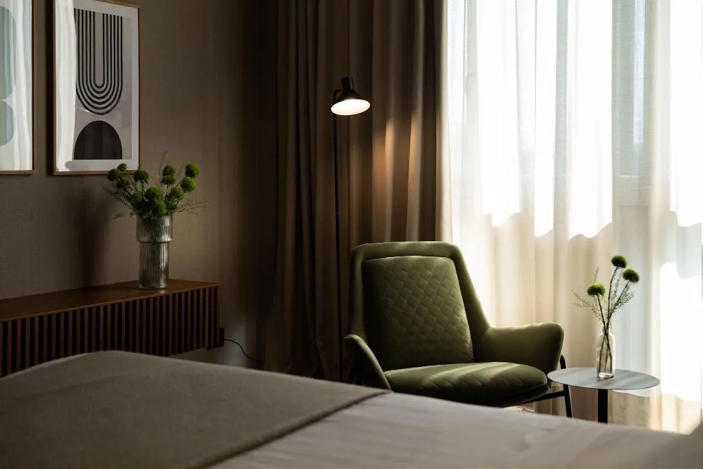 DOUBLE SUPERIOR Room, Litta Palace, Milan
