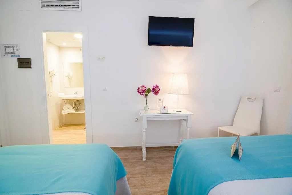 FAMILY ROOM STANDARD Room, Hotel Romerito, Costa Del Sol