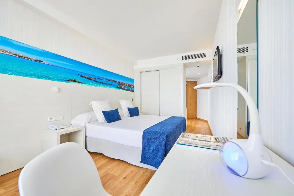 TWIN ECONOMY Room, Negresco, Majorca