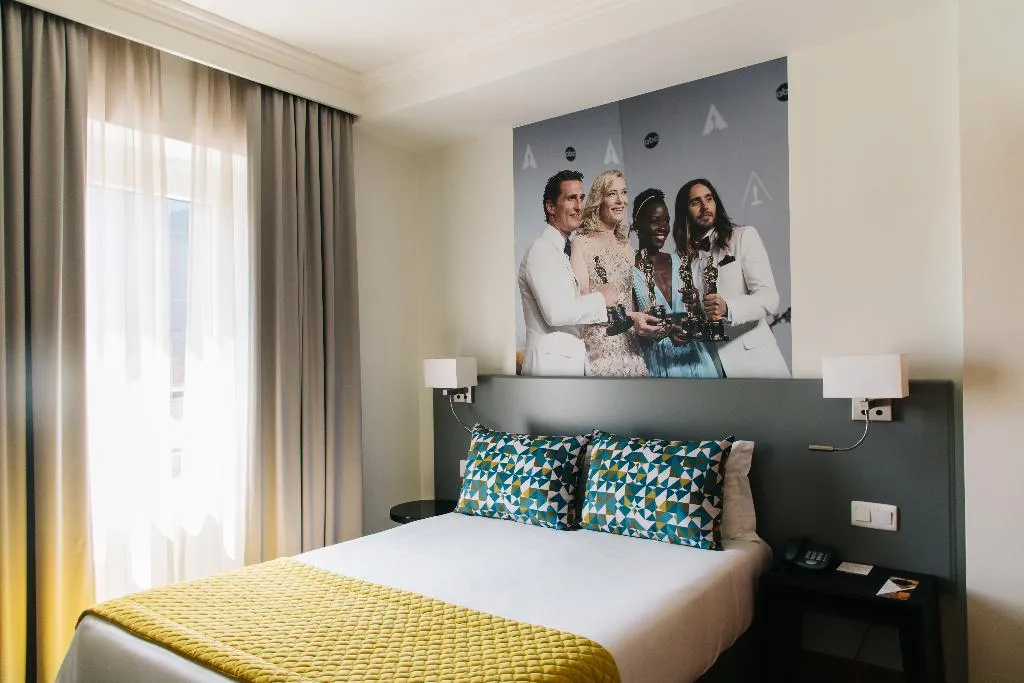 DOUBLE STANDARD Room, America Diamonds, Lisbon