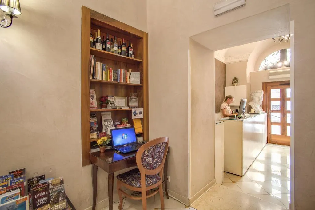 Lobby, Hotel Caravaggio, Rome
