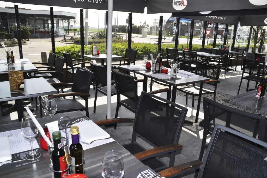 Terrace, Herbergh Amsterdam Airport, Amsterdam