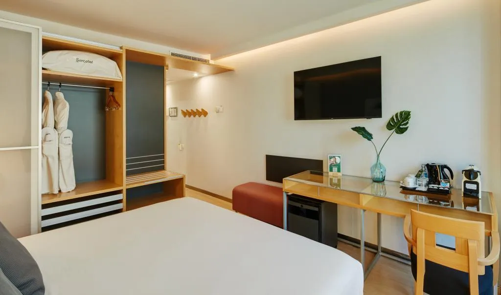 DOUBLE SINGLE USE SUPERIOR Room, Sercotel Caspe, Barcelona