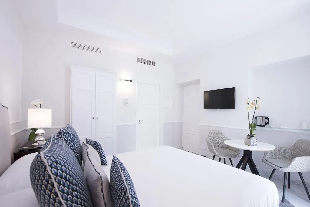Room, La Bambagina, Naples