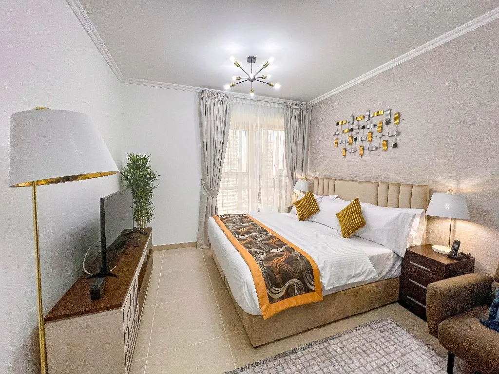 STUDIO ONE BEDROOM ONE BATHROOM Room, Goldcrest Executive, Dubai