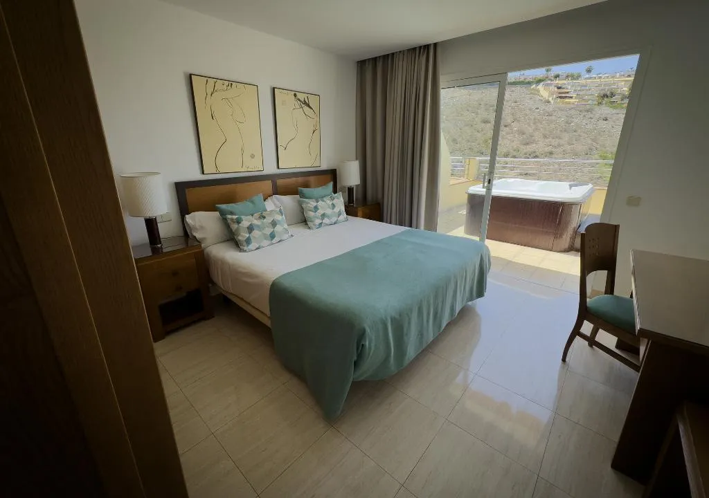 APARTMENT DELUXE TWO BEDROOM Room, Holiday Club Sol Amadores, Gran Canaria