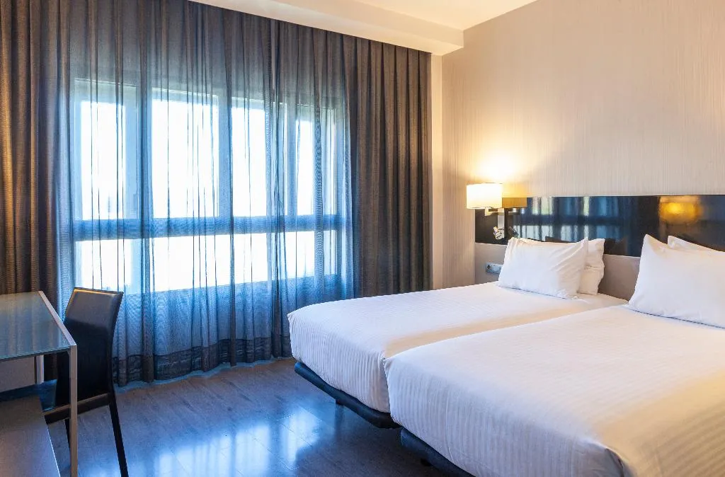 TWIN STANDARD Room, Porcel Torneo, Seville