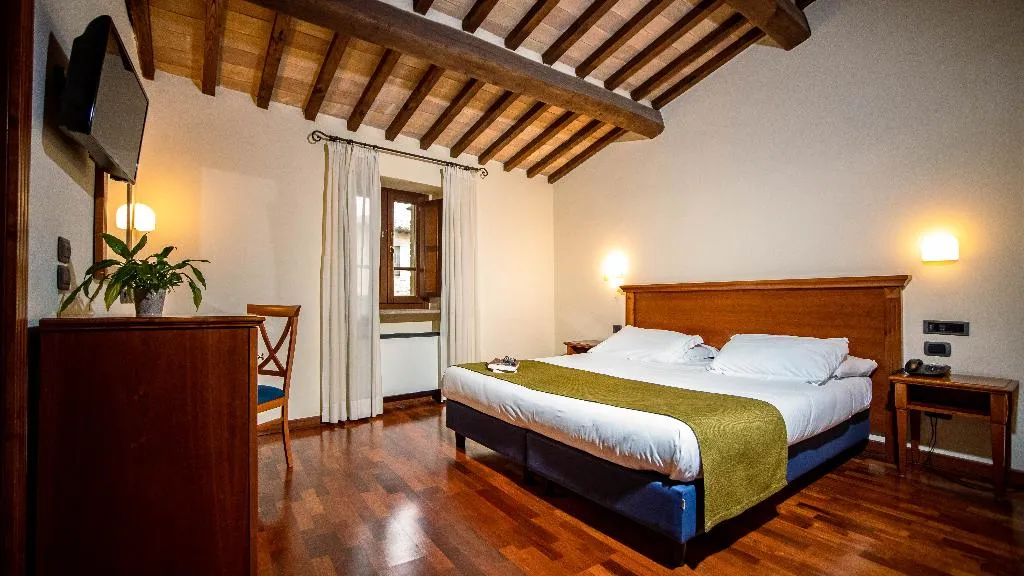 DOUBLE CLASSIC Room, Relais & Spa La Corte Di Bettona, Perugia
