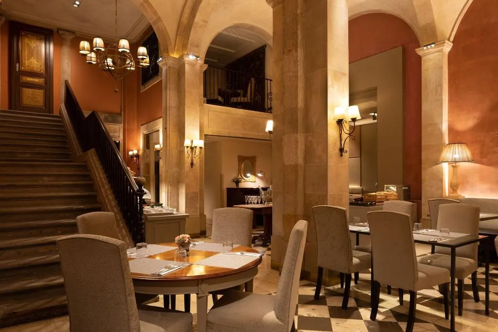 Restaurant, Duquesa de Cardona, Barcelona