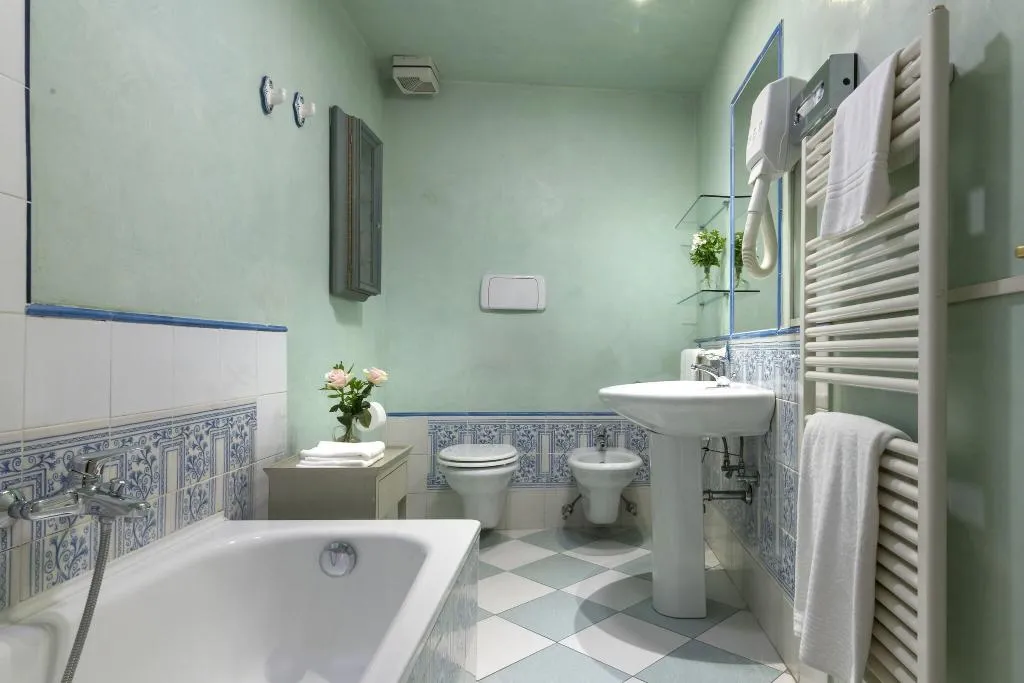 DOUBLE ONE BED Room, Villa Casagrande, Florence
