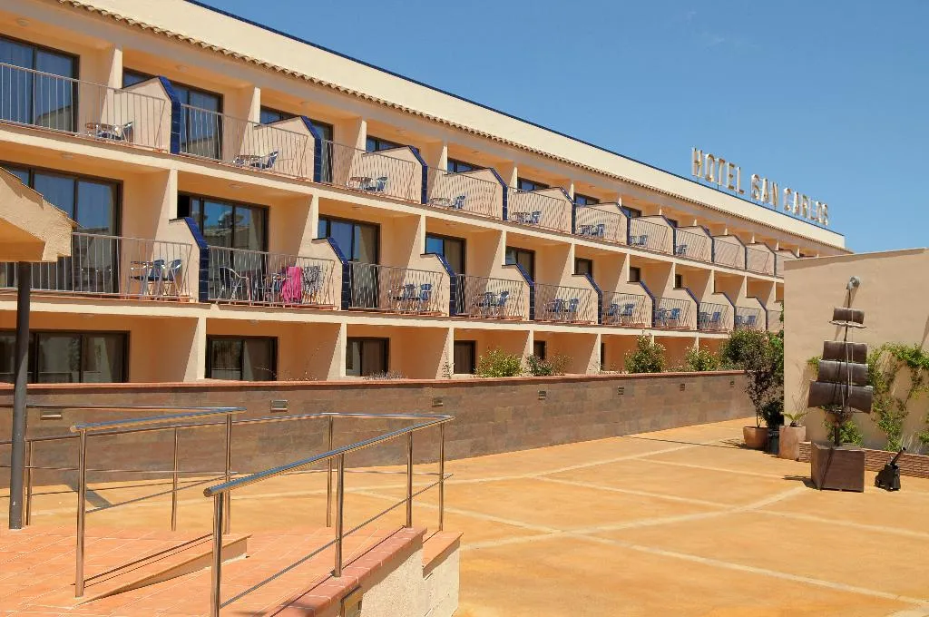 TRIPLE STANDARD Room, Hotel San Carlos, Costa Brava