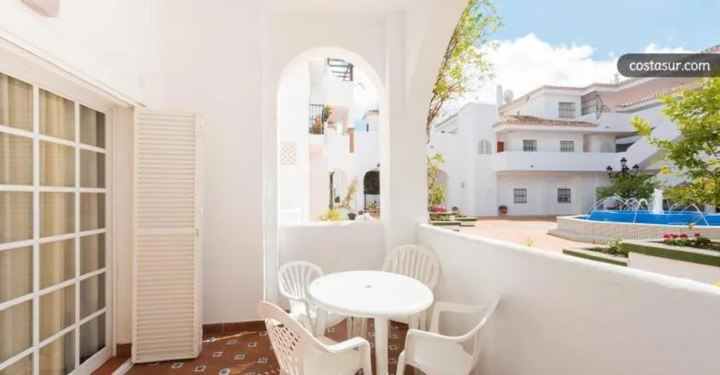 APARTMENT CAPACITY 4 ONE BEDROOM Room, Apartamentos Pueblo Quinta Dos, Costa Del Sol