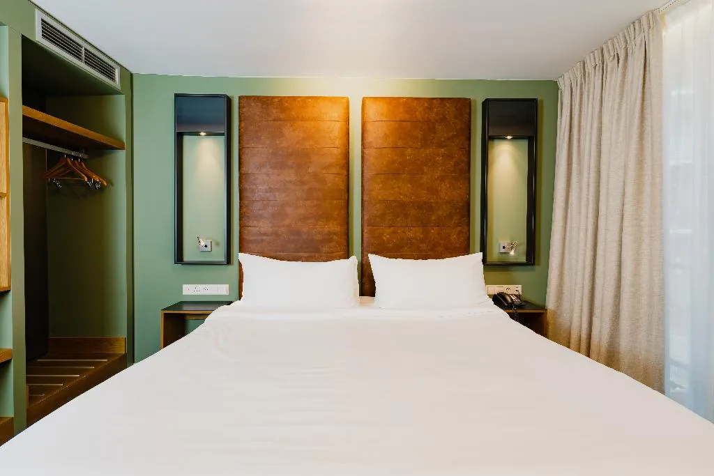 DOUBLE DELUXE Room, Hotel De Hallen, Amsterdam