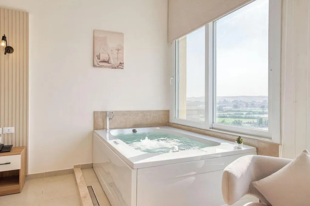Room, Mazar Pyramids Hotel, Cairo